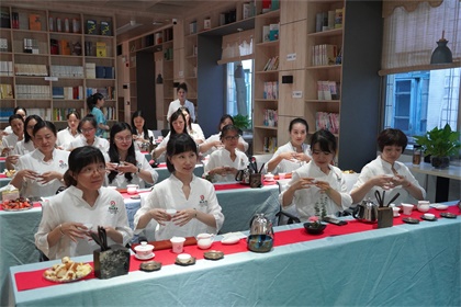 金沙澳门(中国)唯一官方网站股份公司工会开展“魅力女性  品味人生”茶艺体验活动
